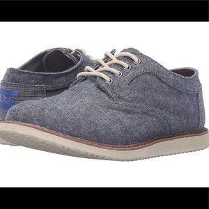 Boys TOMS lace up dress shoes